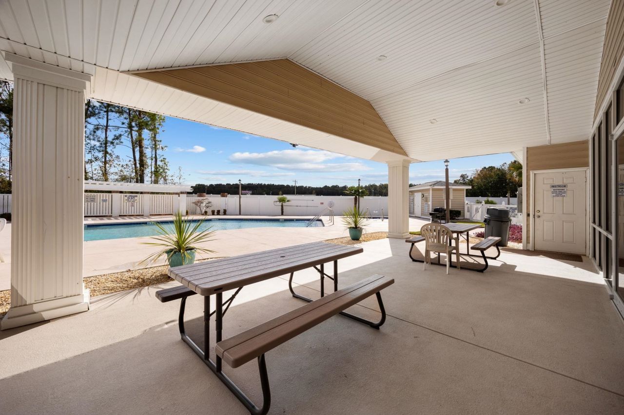 373 Sun Colony Blvd. Photo 29