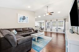 373 Sun Colony Blvd. photo 4