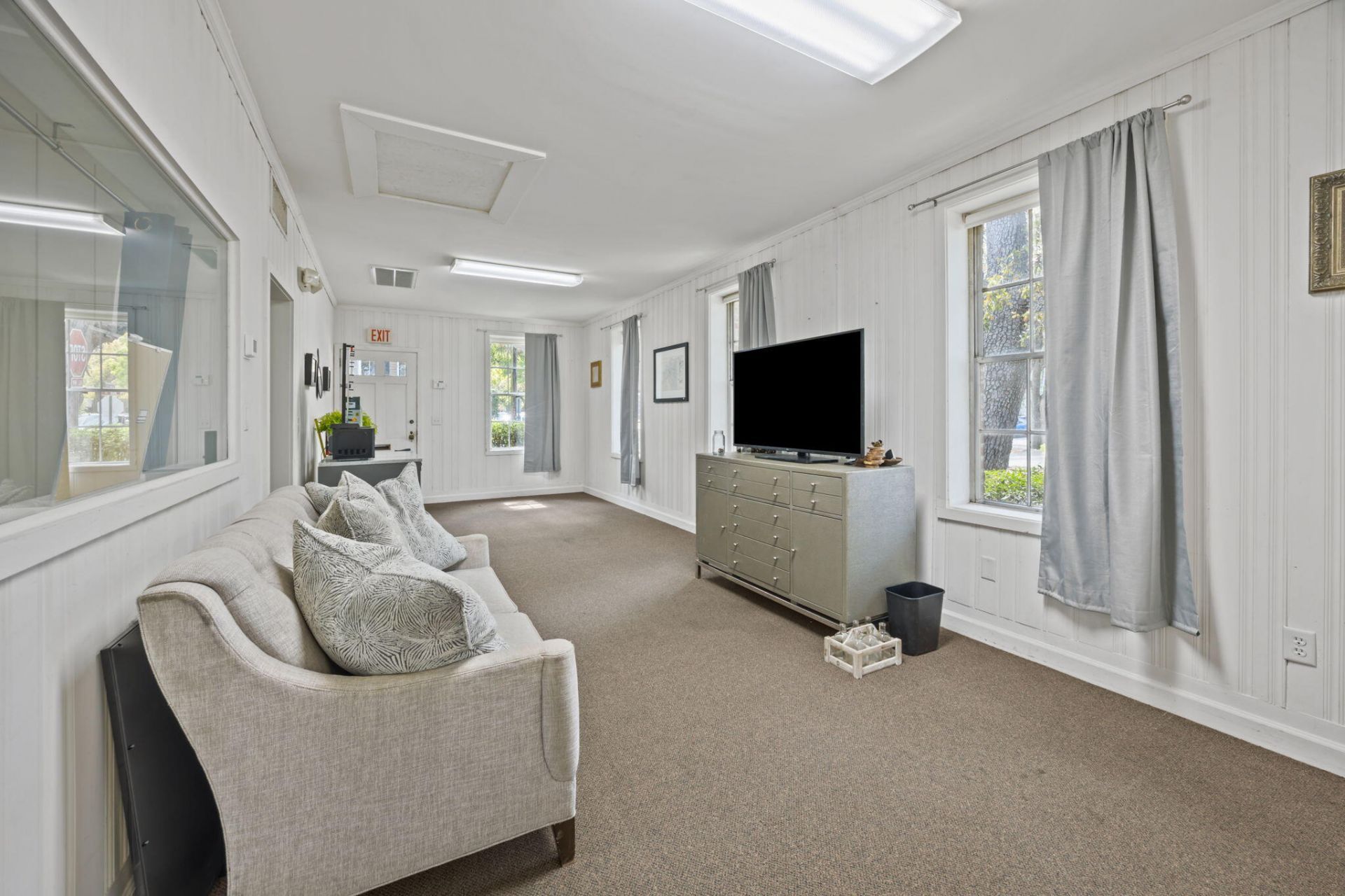 112 Bull Street Photo 19