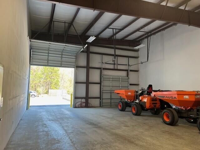 7635-7641 Sandlapper Parkway  Photo 13