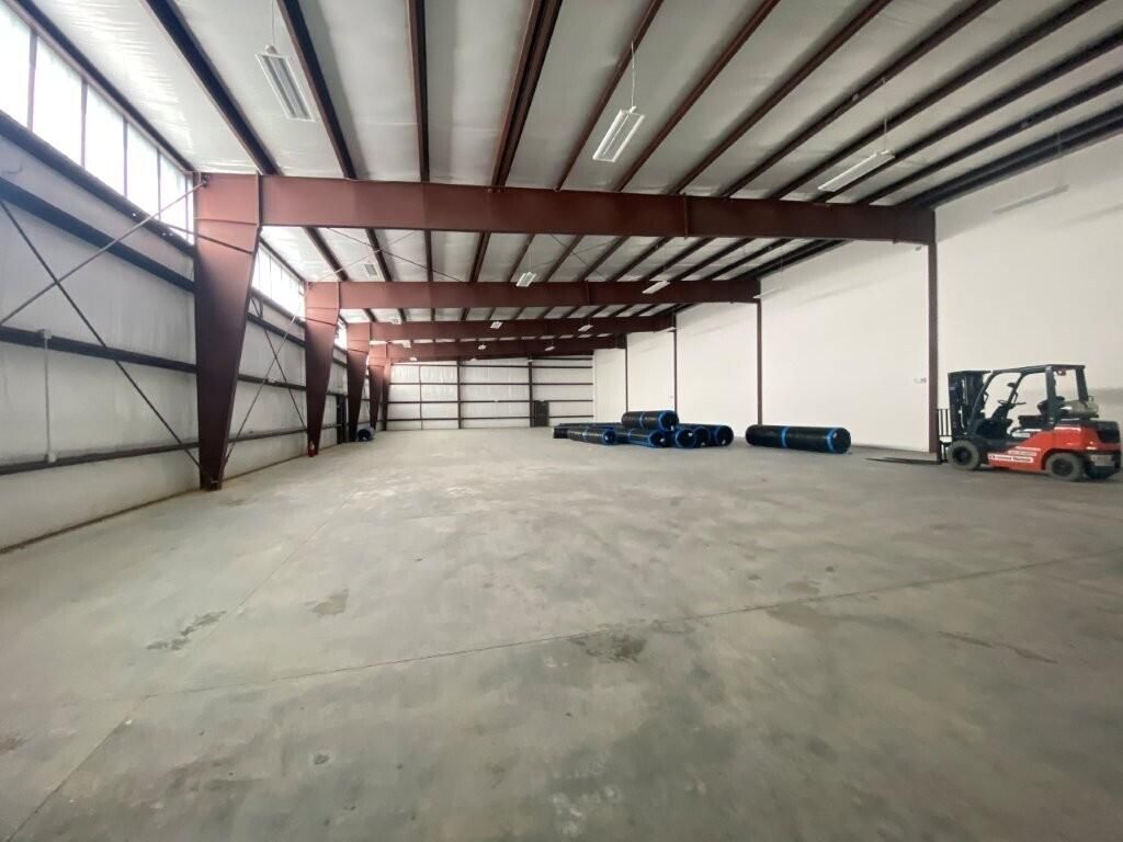 7635-7641 Sandlapper Parkway  Photo 9