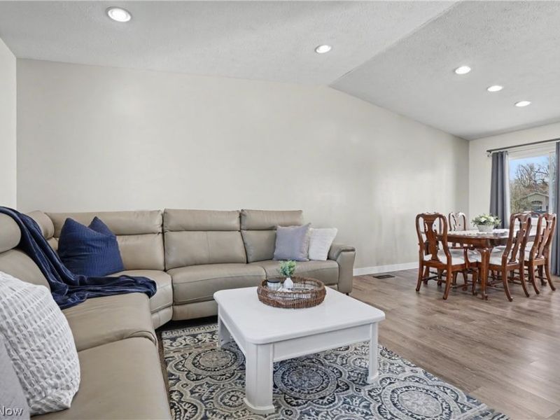 6360 Ramblewood Drive, Mentor, OH 44060 Photo 14