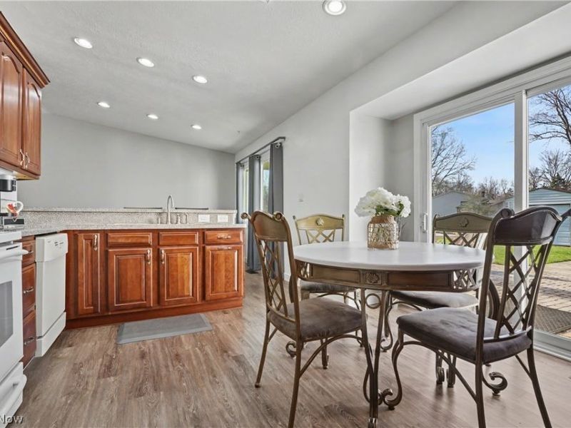 6360 Ramblewood Drive, Mentor, OH 44060 Photo 18