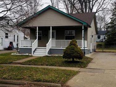 138 W Strathmore Avenue, Pontiac, MI 48340