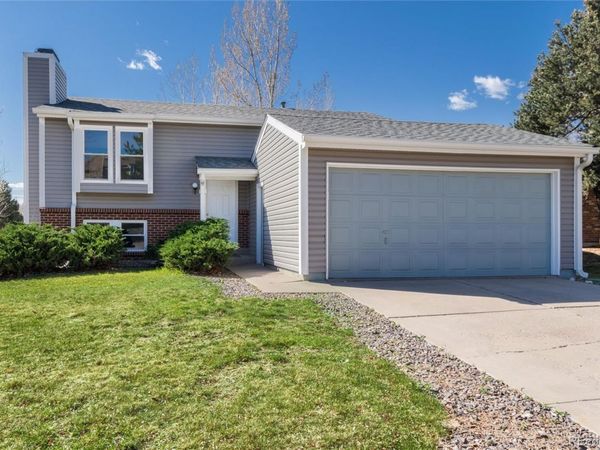 8824 W Ontario Avenue , Littleton, CO 80128