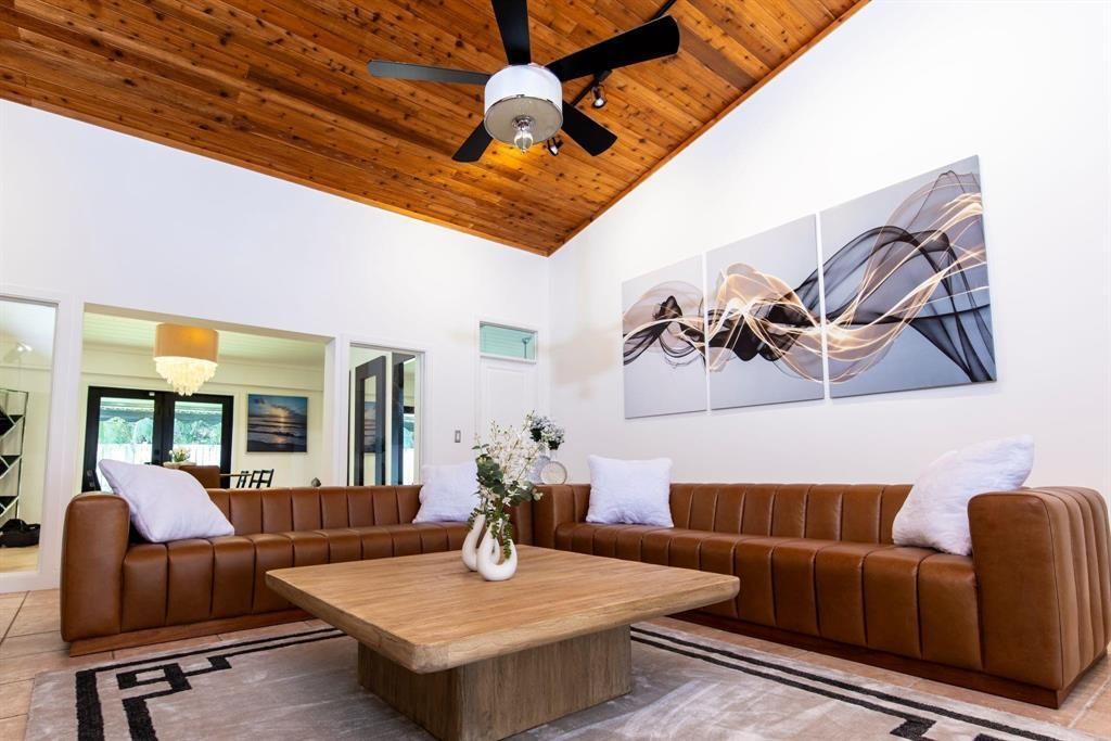 222 N Tradewinds Avenue, Lauderdale by the Sea, FL 33308 Photo