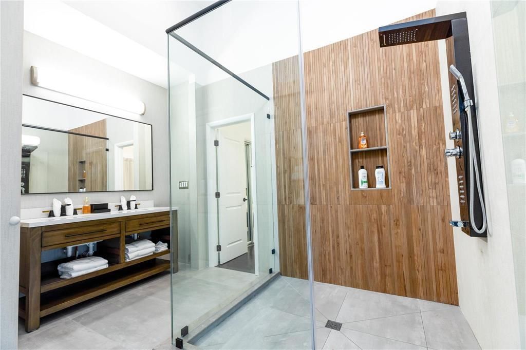 222 N Tradewinds Avenue, Lauderdale by the Sea, FL 33308 Photo