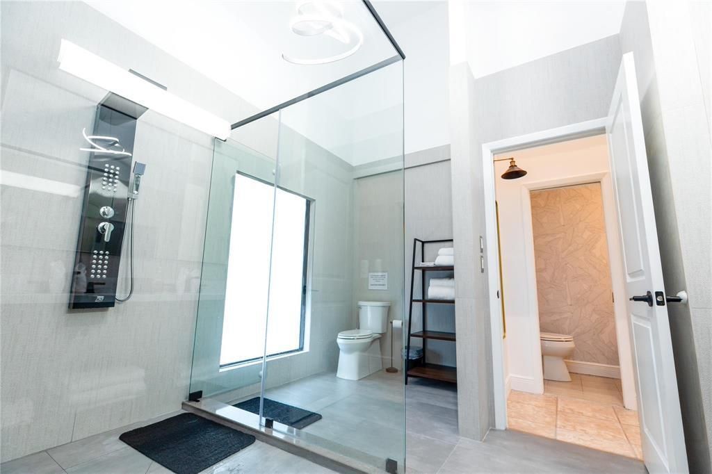 222 N Tradewinds Avenue, Lauderdale by the Sea, FL 33308 Photo