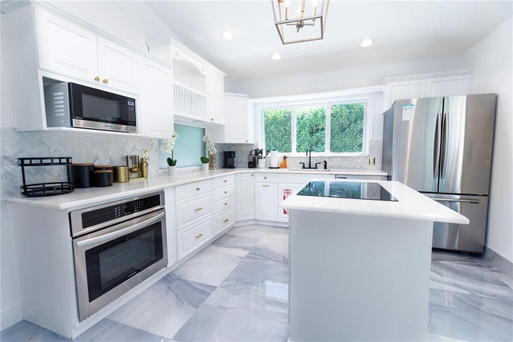 222 N Tradewinds Avenue, Lauderdale by the Sea, FL 33308 Photo