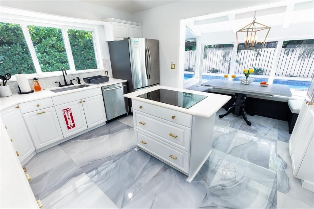 222 N Tradewinds Avenue, Lauderdale by the Sea, FL 33308 Photo