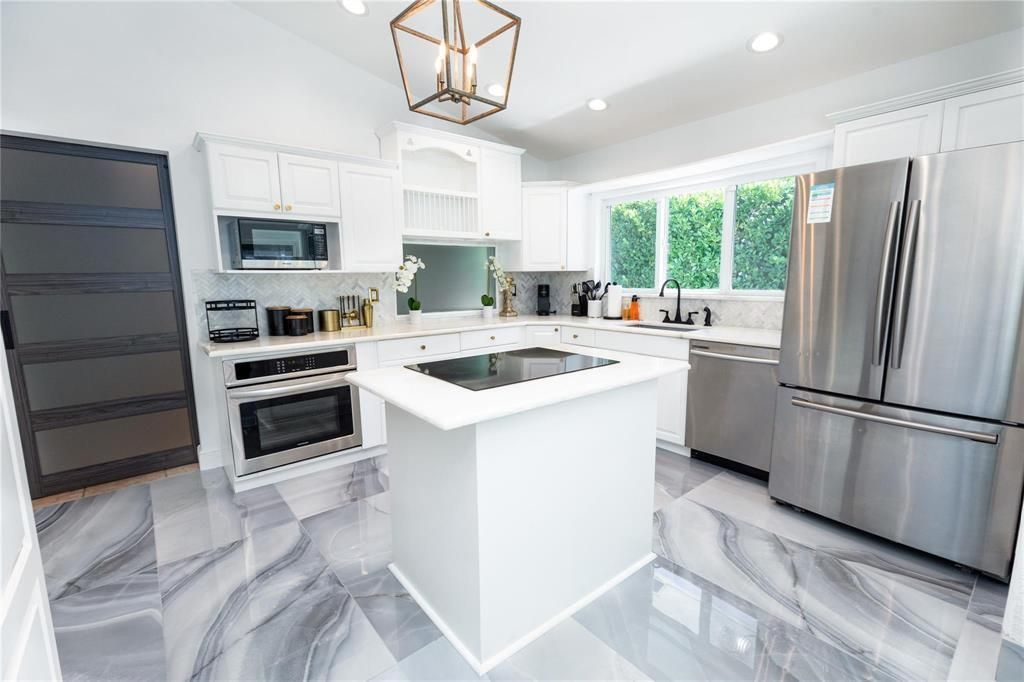 222 N Tradewinds Avenue, Lauderdale by the Sea, FL 33308 Photo