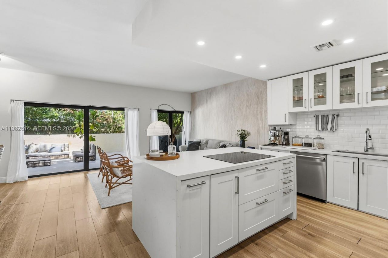 2400 Brickell Ave, Unit 103D, Miami, FL 33129 Photo