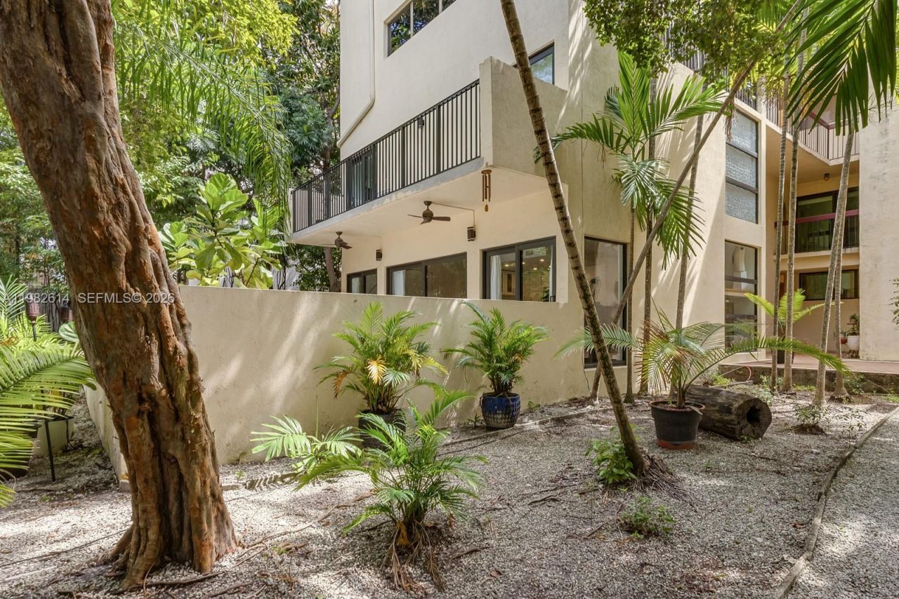 2400 Brickell Ave, Unit 103D, Miami, FL 33129 Photo