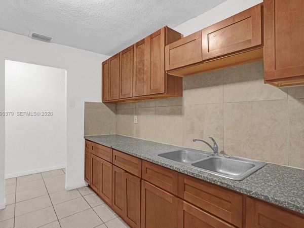 3876 NW 207th St Rd, Miami Gardens, FL 33055