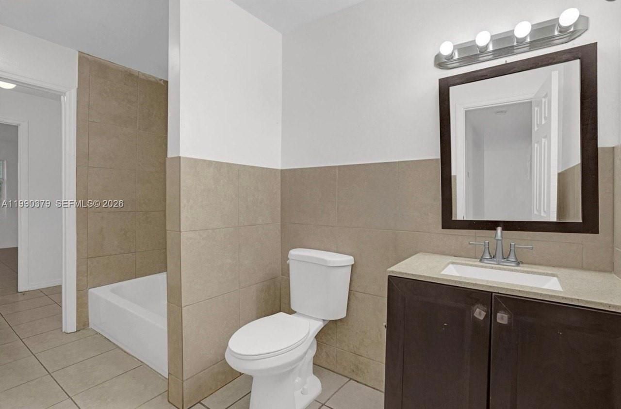 3876 NW 207th St Rd, Miami Gardens, FL 33055 Photo