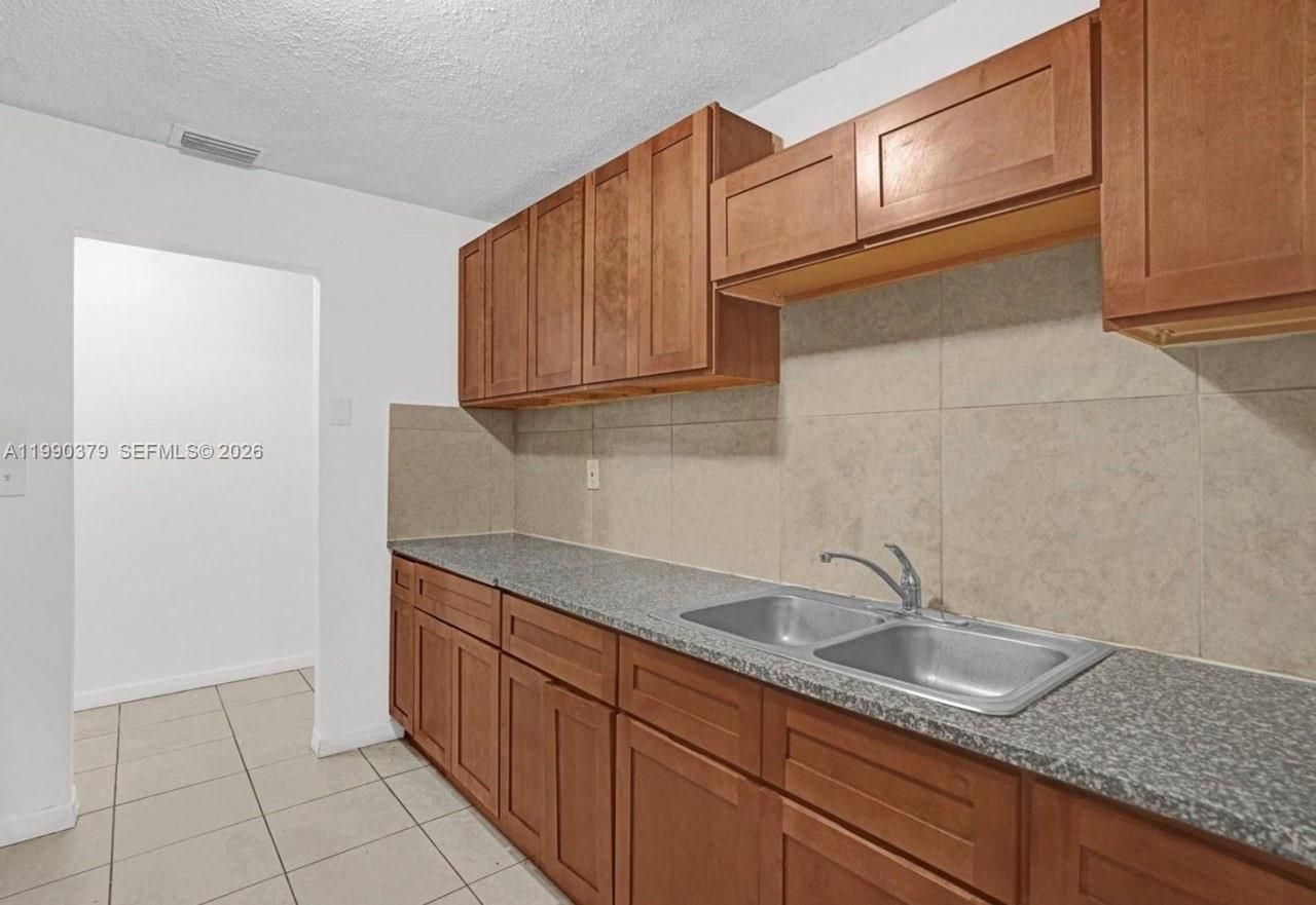 3876 NW 207th St Rd , Miami Gardens, FL 33055 Photo