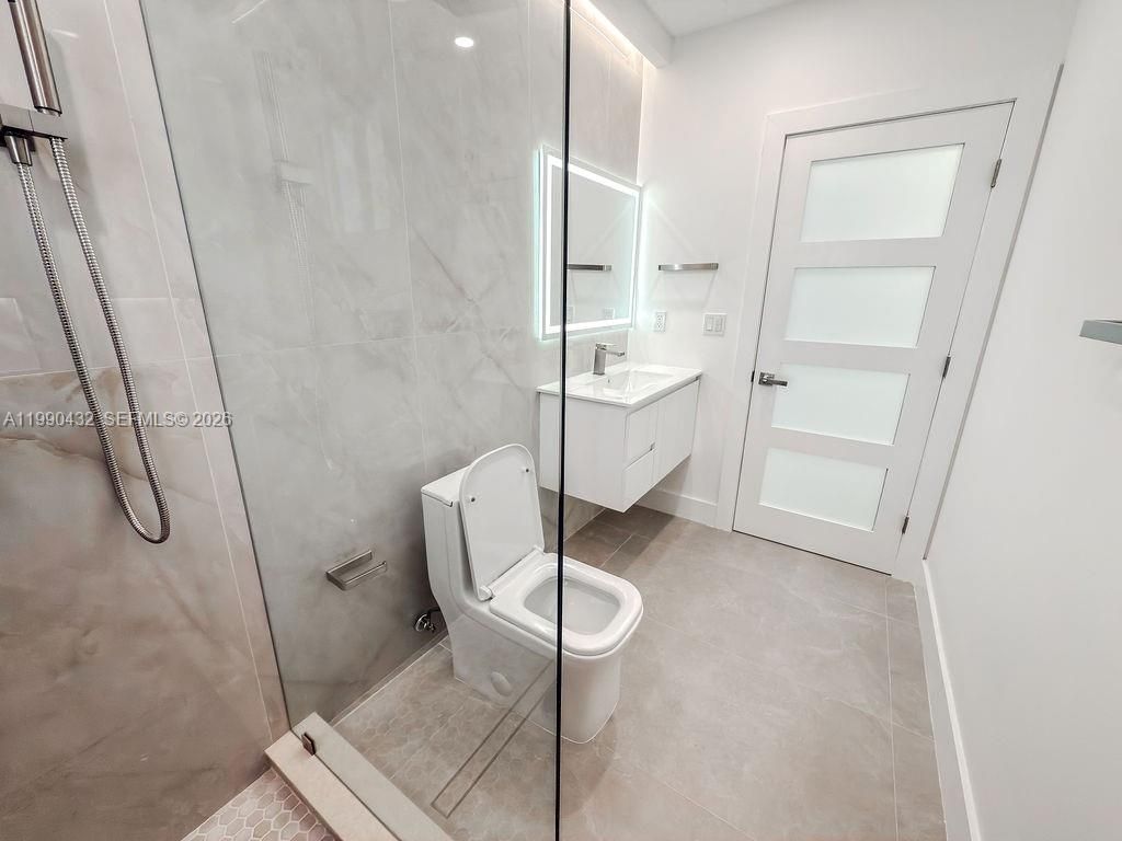 588 Palmetto Dr , Miami Springs, FL 33166 Photo