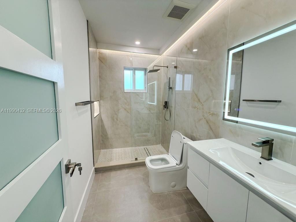 588 Palmetto Dr , Miami Springs, FL 33166 Photo