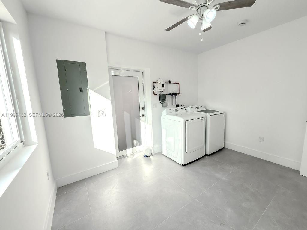 588 Palmetto Dr , Miami Springs, FL 33166 Photo