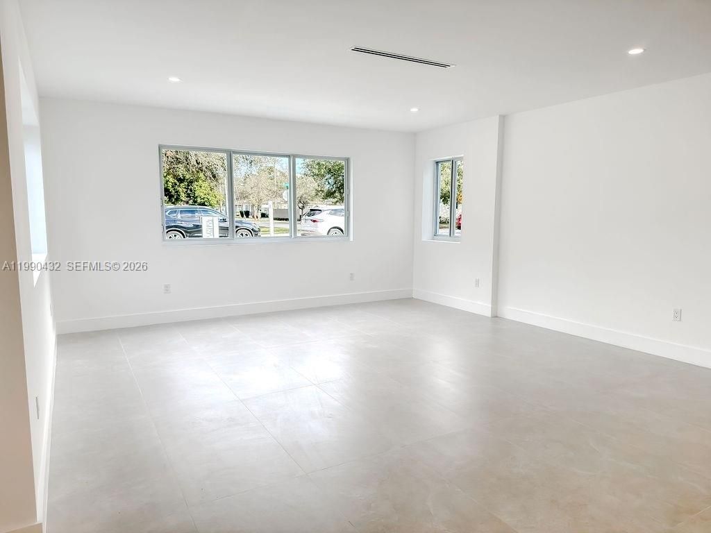 588 Palmetto Dr , Miami Springs, FL 33166 Photo