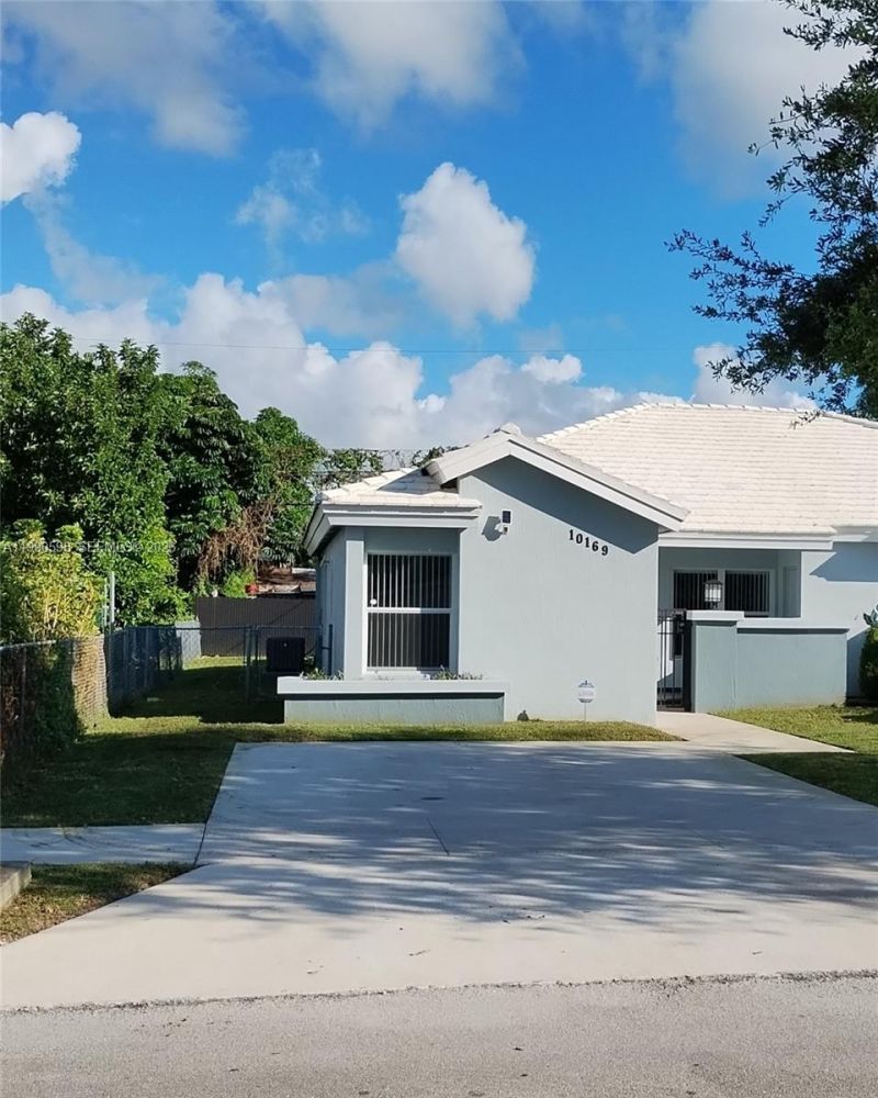 10169 SW 171st St, Miami, FL 33157 Photo