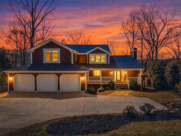 9230 Four Mile Creek Road, Gainesville, GA 30506