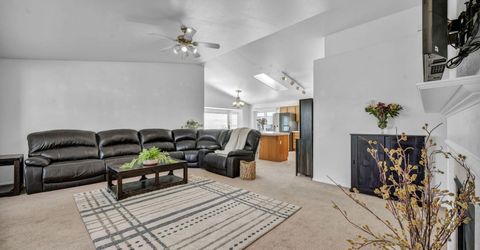1442 Rosy Finch Drive, Sparks, NV 89441 Photo