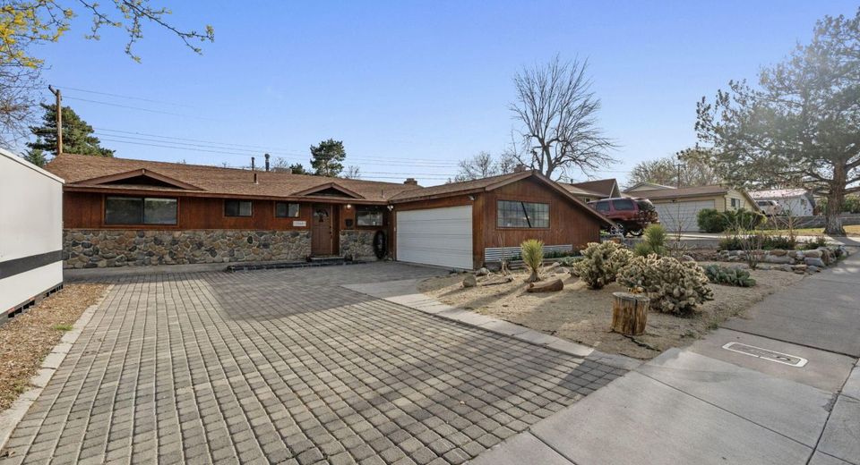 2060 Carlin Street, Reno, NV 89503 Photo