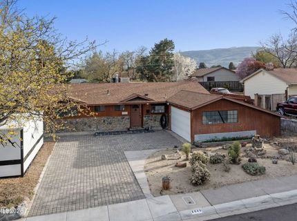 2060 Carlin Street, Reno, NV 89503 Photo