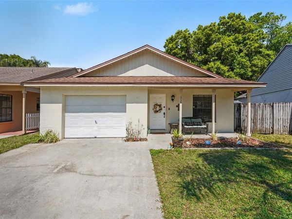 516 SHERIDAN DRIVE, PALM HARBOR, FL 34684