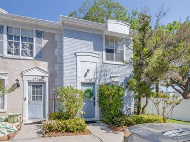 5720 DALDEN DRIVE , Unit 5720, TEMPLE TERRACE, FL 33617
