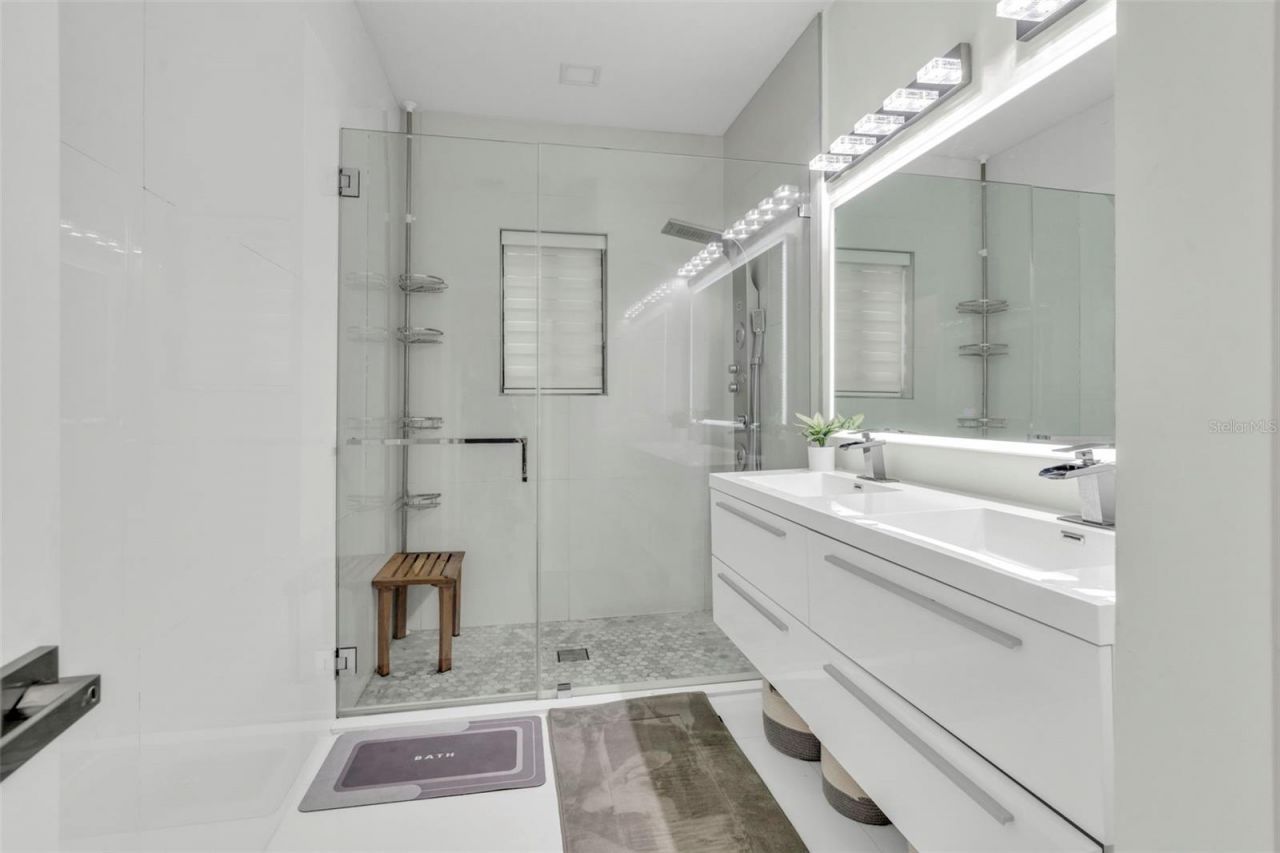 21301 SW 132nd Court, Miami, FL 33177 Photo