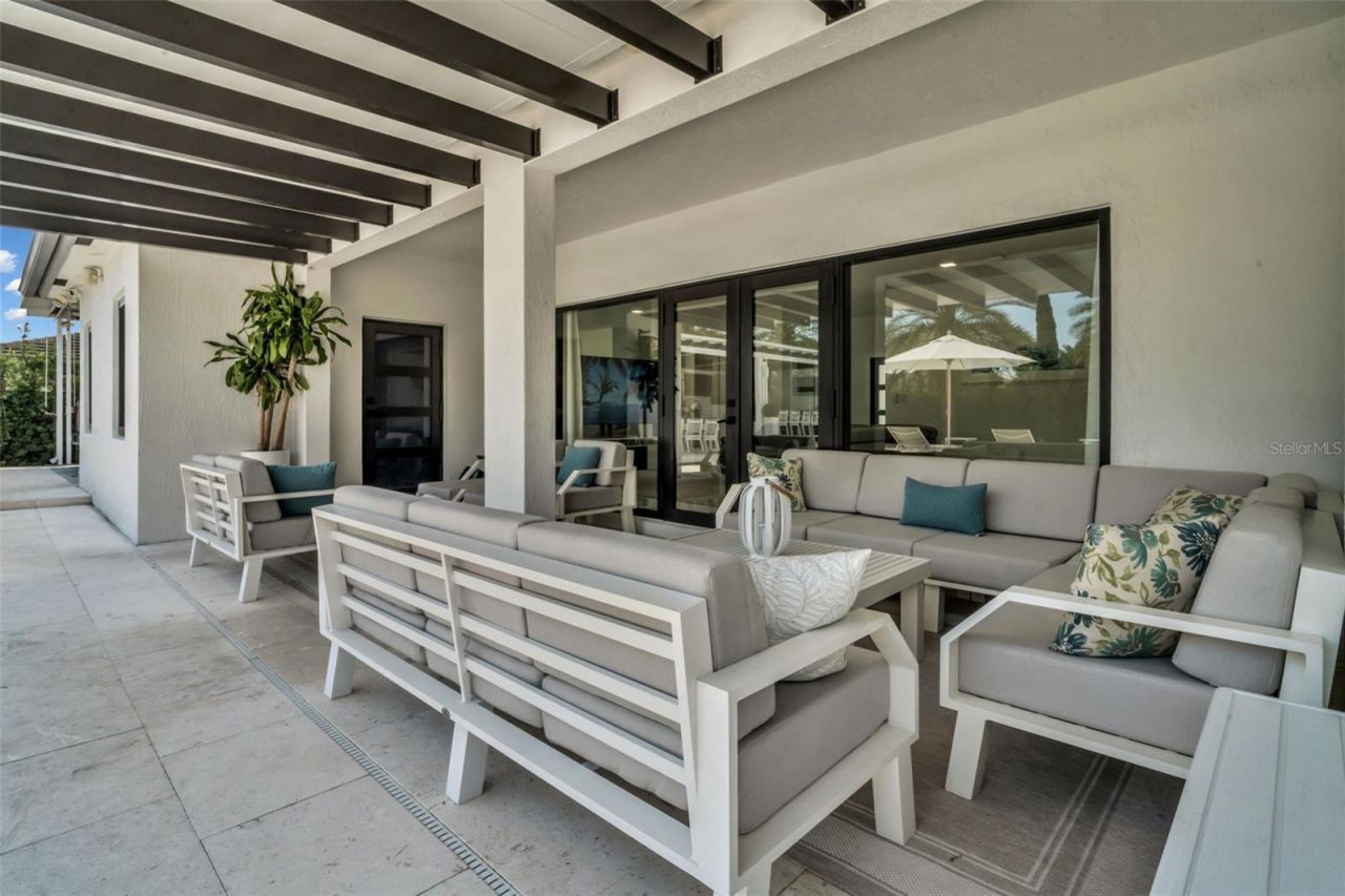 21301 SW 132nd Court, Miami, FL 33177 Photo