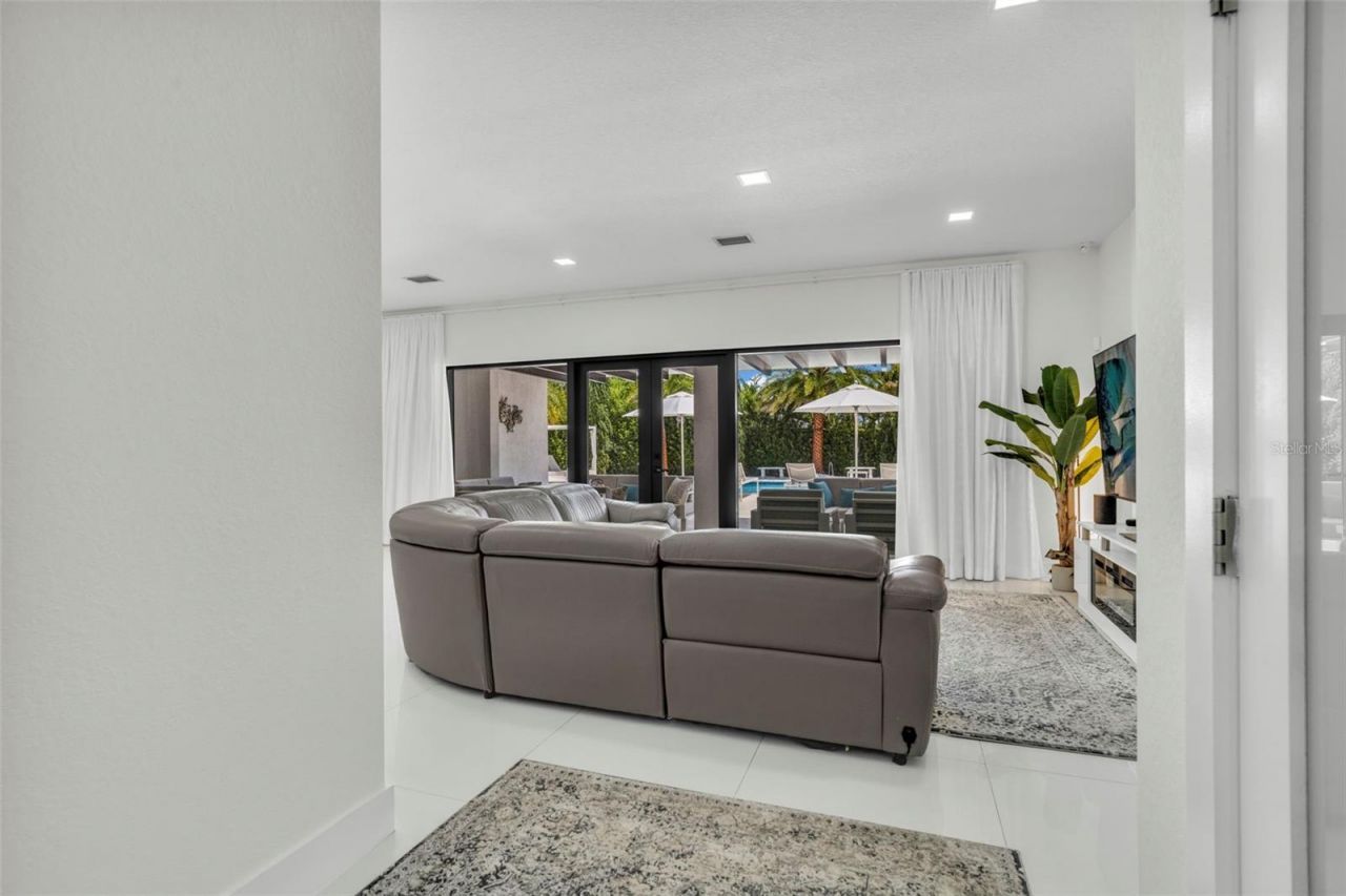 21301 SW 132nd Court, Miami, FL 33177 Photo