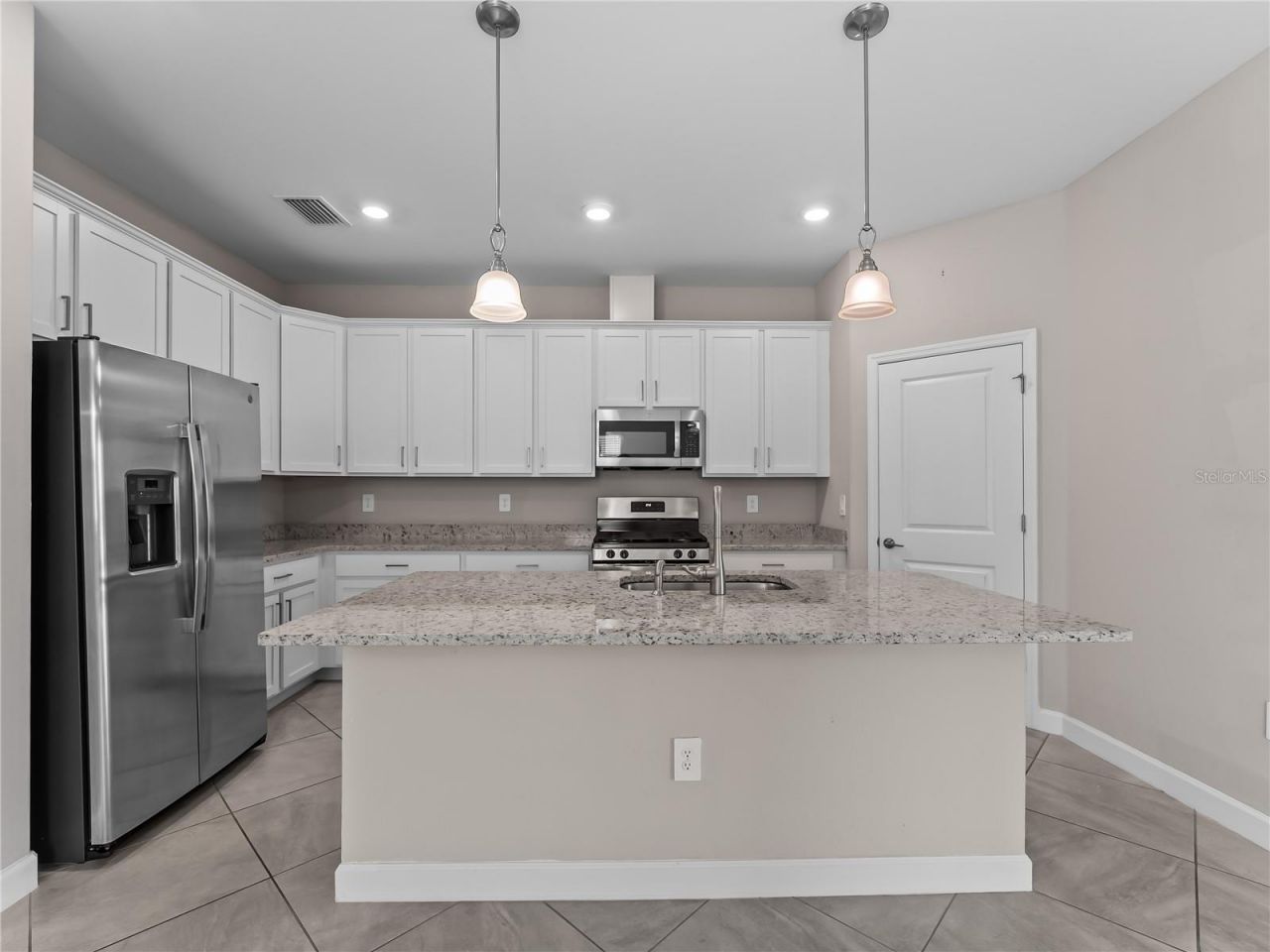 15885 Islandwalk Avenue, Bradenton, FL 34211 Photo