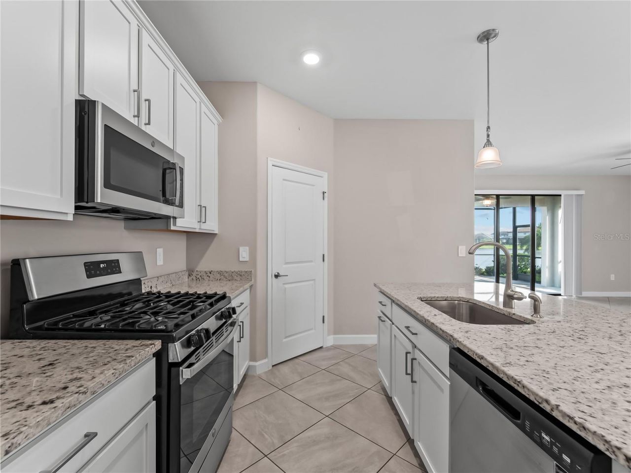 15885 Islandwalk Avenue, Bradenton, FL 34211 Photo