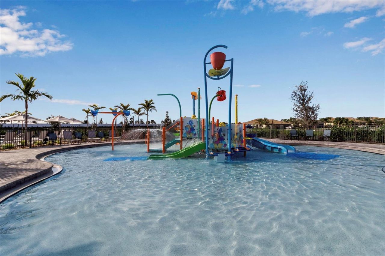 15885 Islandwalk Avenue, Bradenton, FL 34211 Photo