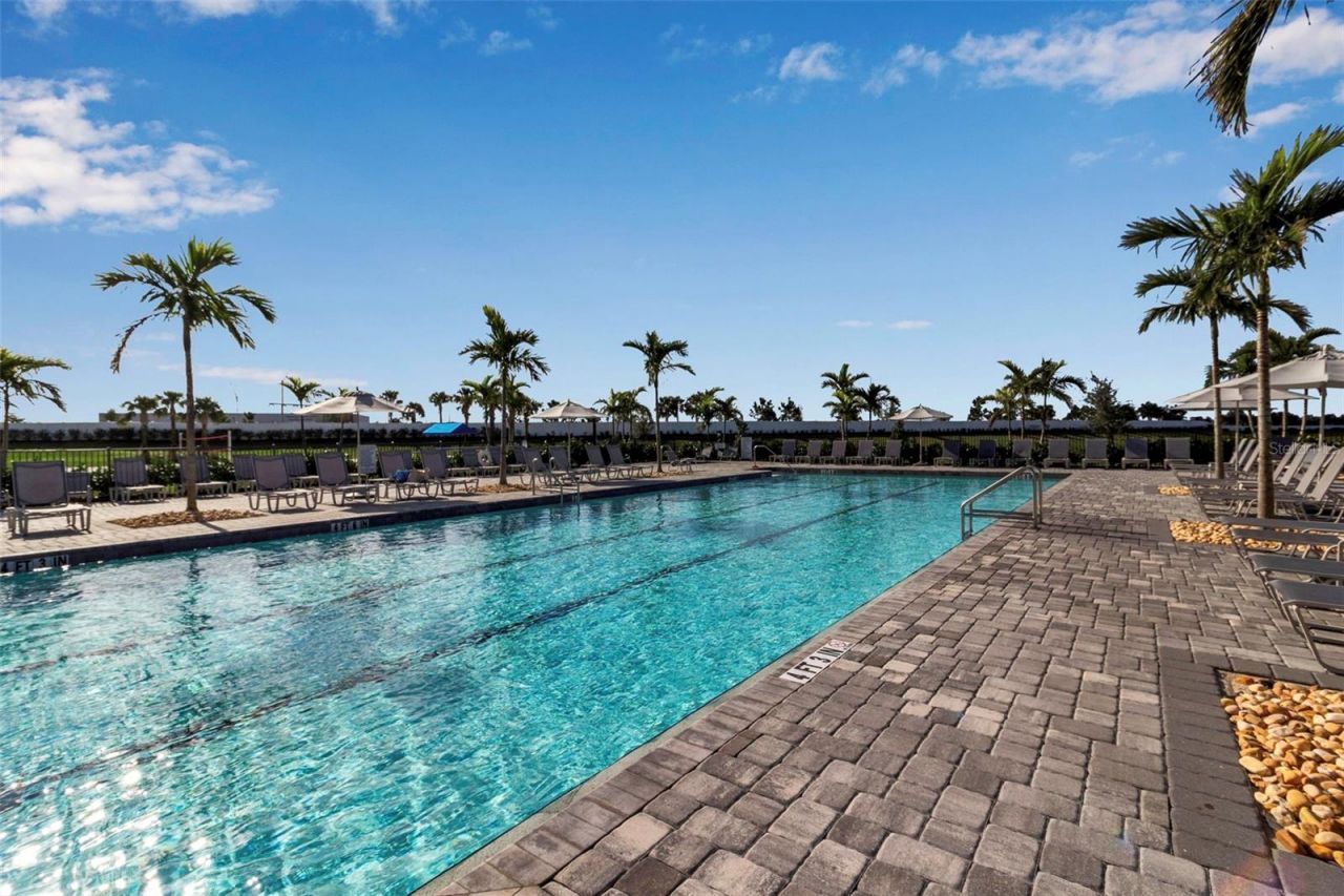 15885 Islandwalk Avenue, Bradenton, FL 34211 Photo