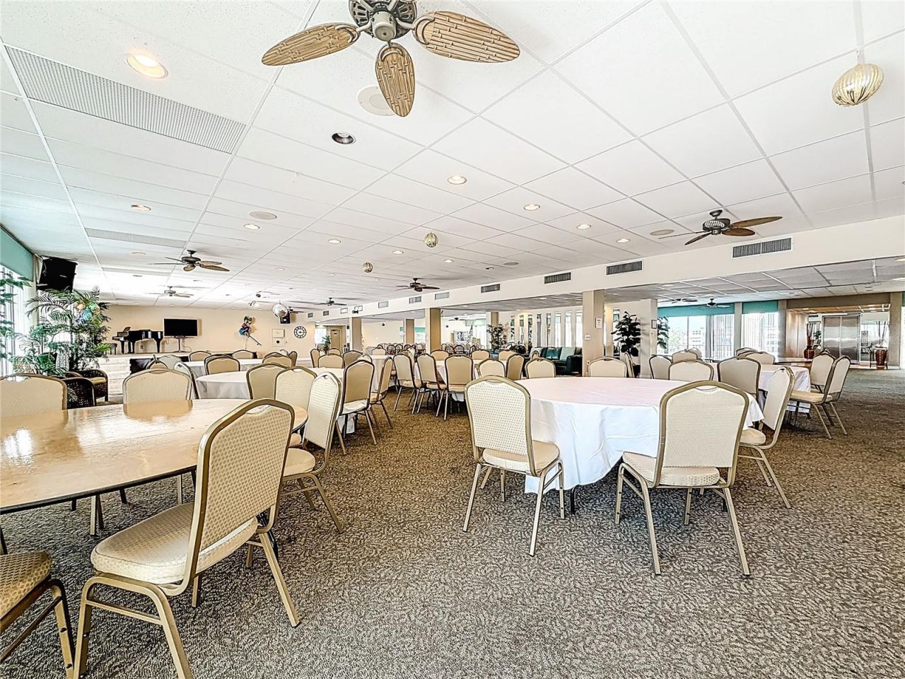 7425 Bay Island Drive S, Unit 105, South Pasadena, FL 33707 Photo