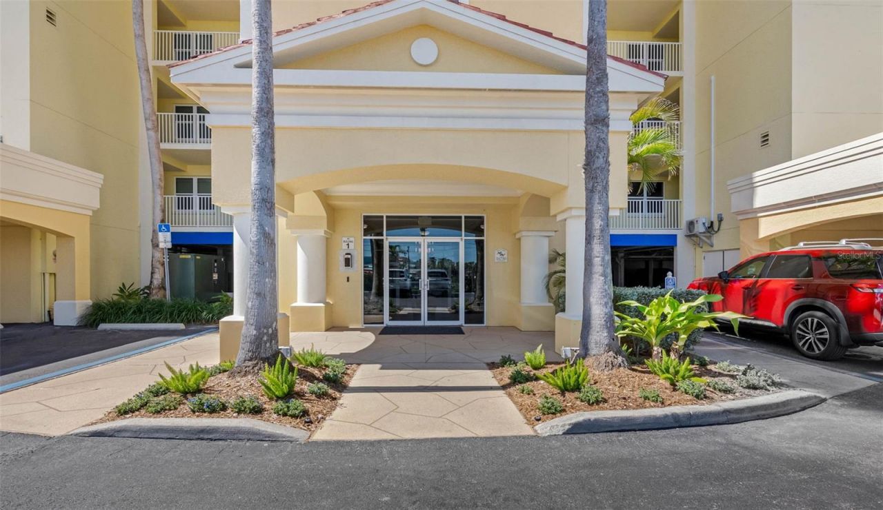 16750 Gulf Boulevard, Unit 414, North Redington Beach, FL 33708 Photo