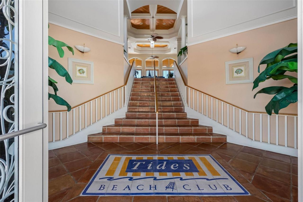 16750 Gulf Boulevard, Unit 414, North Redington Beach, FL 33708 Photo