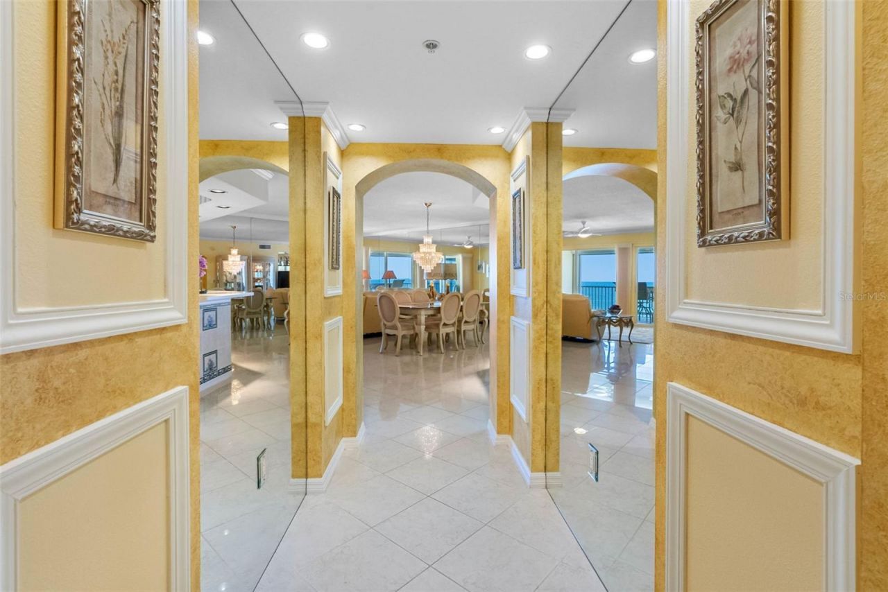 16750 Gulf Boulevard, Unit 414, North Redington Beach, FL 33708 Photo