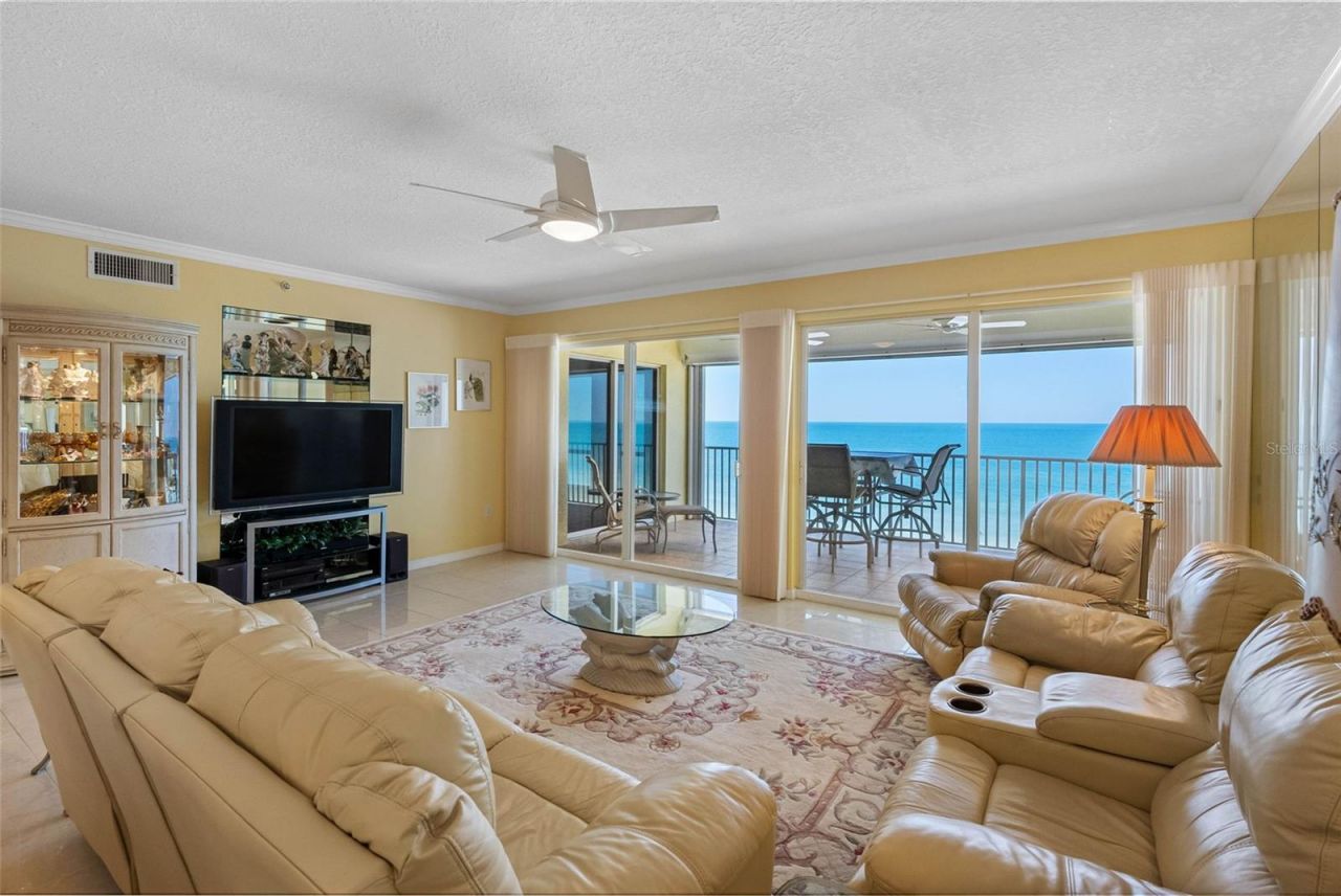 16750 Gulf Boulevard, Unit 414, North Redington Beach, FL 33708 Photo