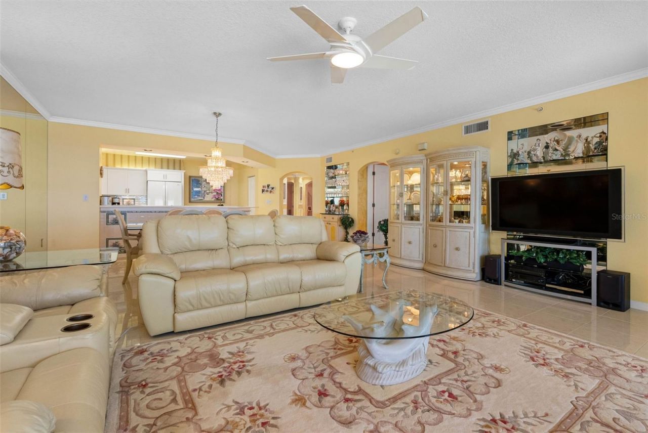 16750 Gulf Boulevard, Unit 414, North Redington Beach, FL 33708 Photo