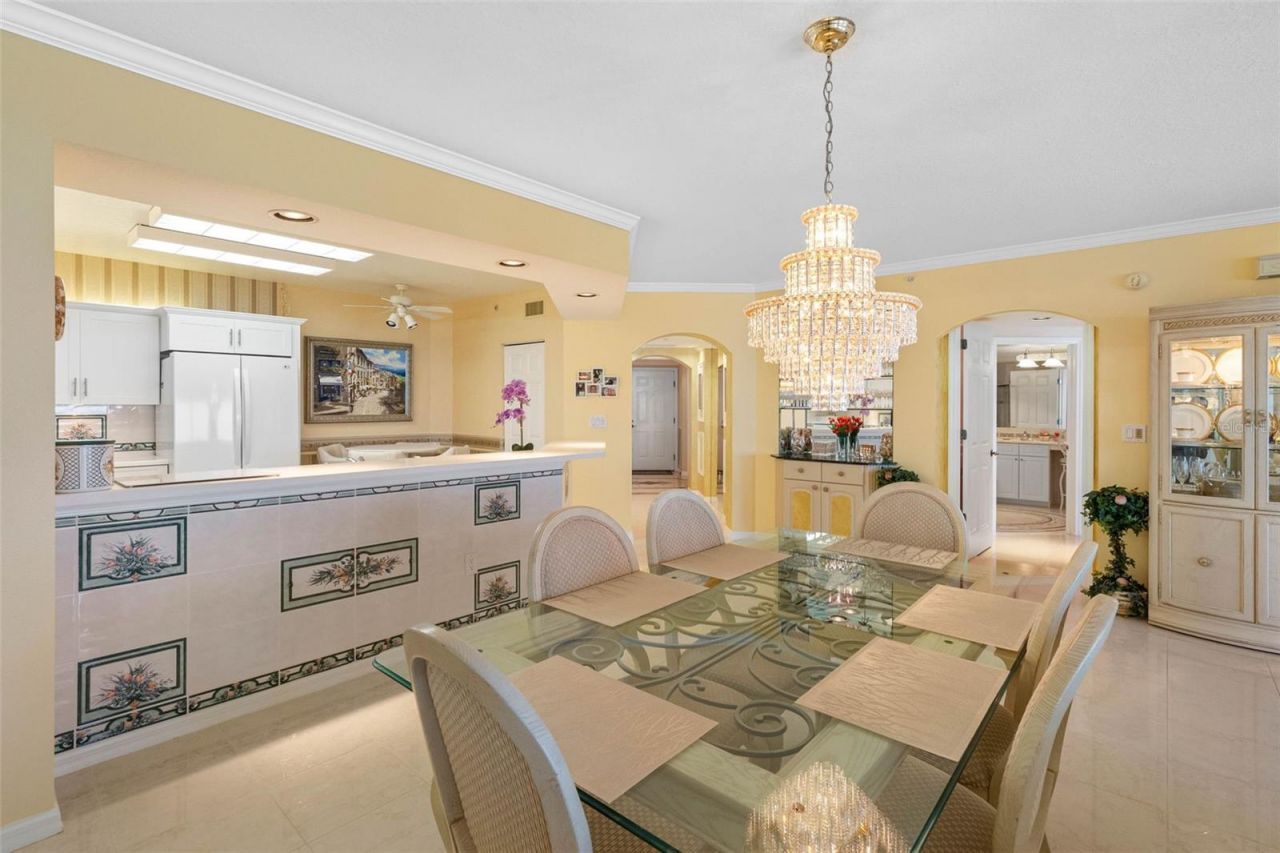 16750 Gulf Boulevard, Unit 414, North Redington Beach, FL 33708 Photo