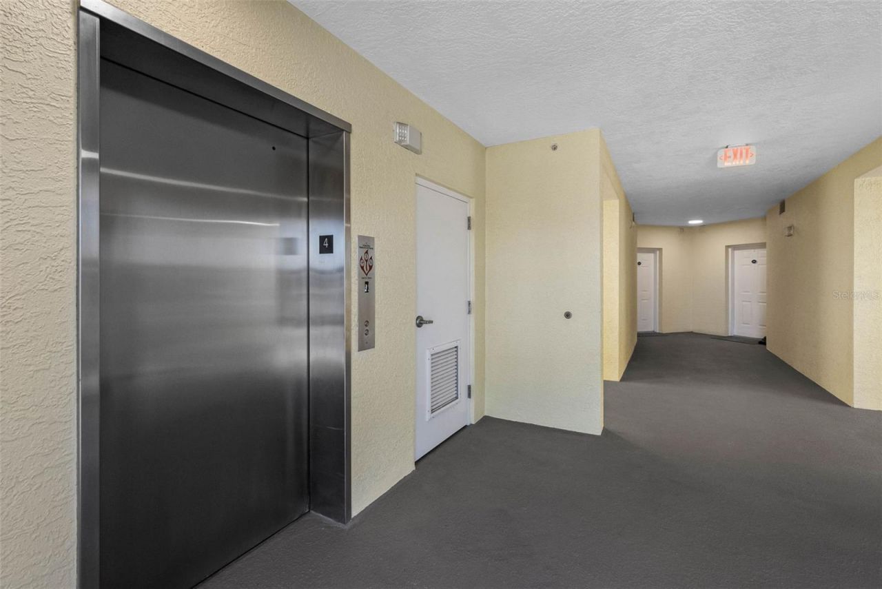 16750 Gulf Boulevard, Unit 414, North Redington Beach, FL 33708 Photo