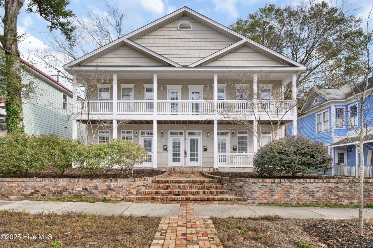 405 S 6th Street, Unit 2, Wilmington, NC 28401 Main Photo