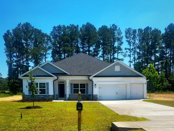 322 Eastwood Drive, Wallace, NC 28466