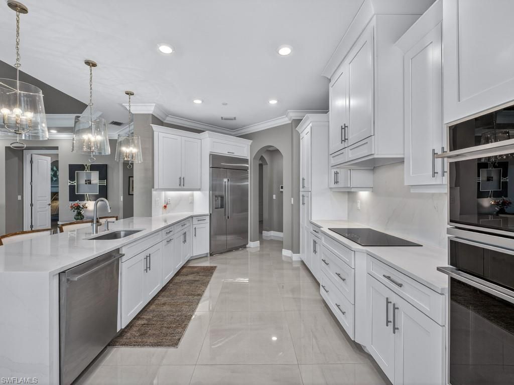 16371 Viansa Way, Unit 201, Naples, FL 34110 Photo