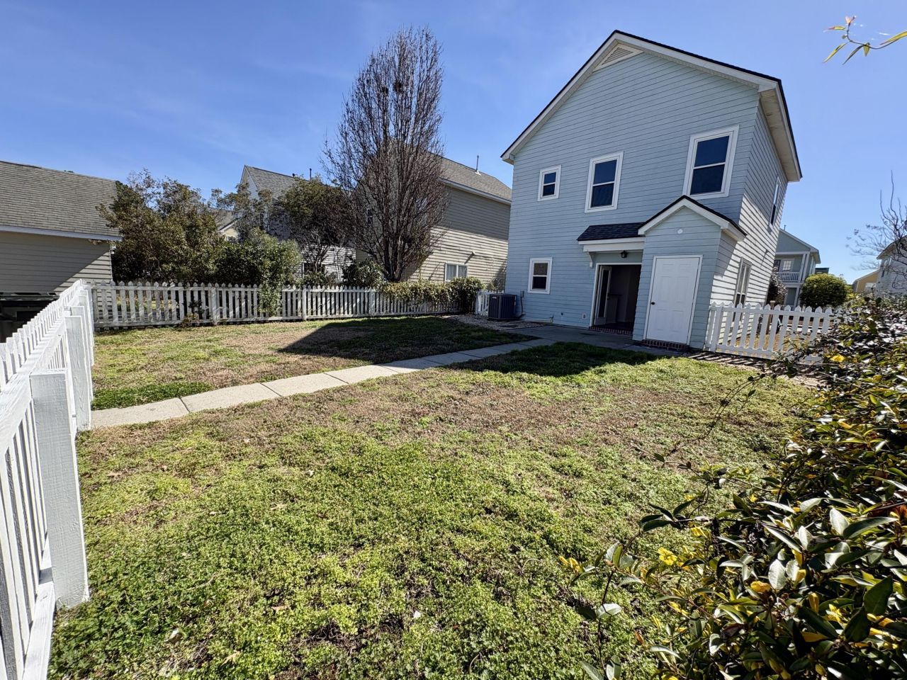 218 Trillium Avenue Photo 15